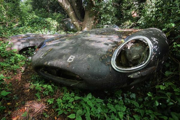 Classic Jaguar Graveyard England Featured Image
