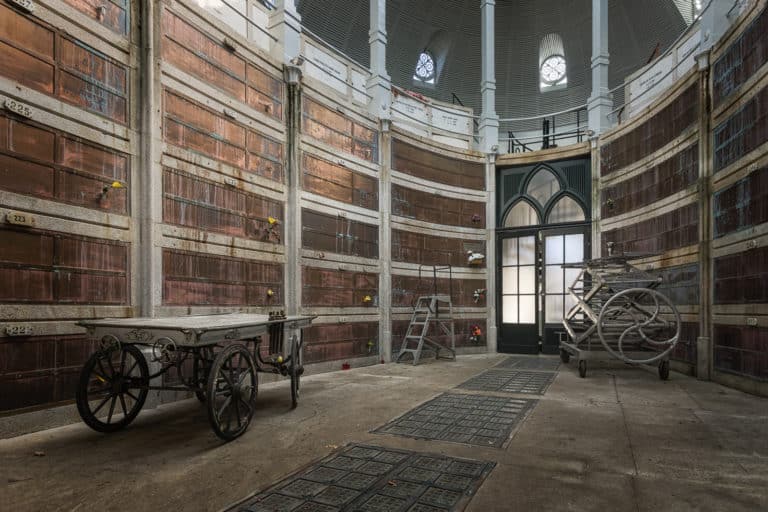 Oval Crypta Portugal Featured Image