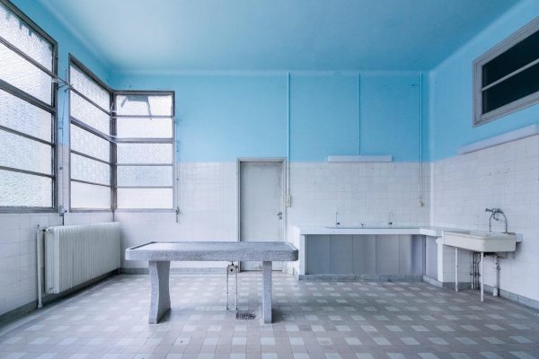 La Morgue Prelude The Blue Morgue France Featured Image