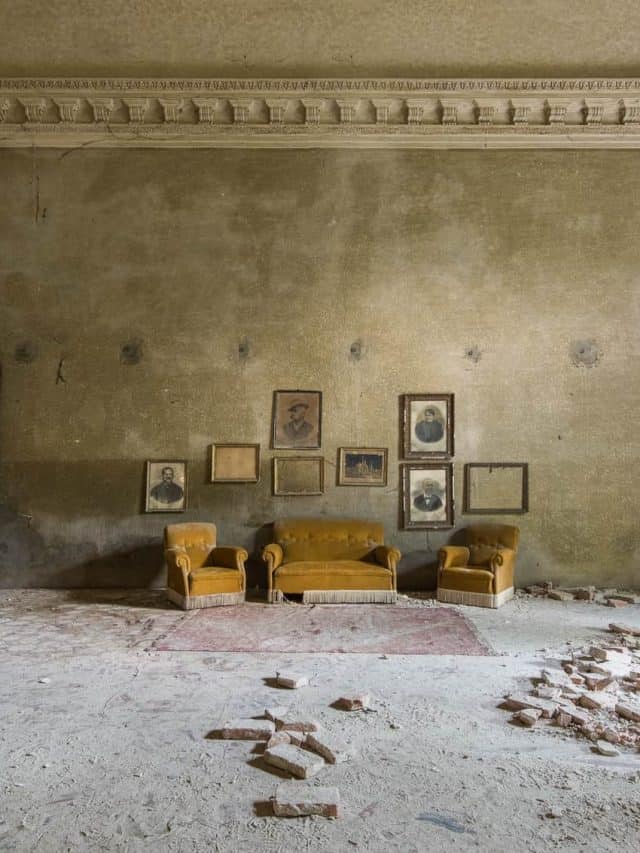 Abandoned Artist’s Palace in Italy