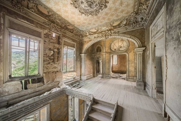 Dream Palace Portugal Featured Image