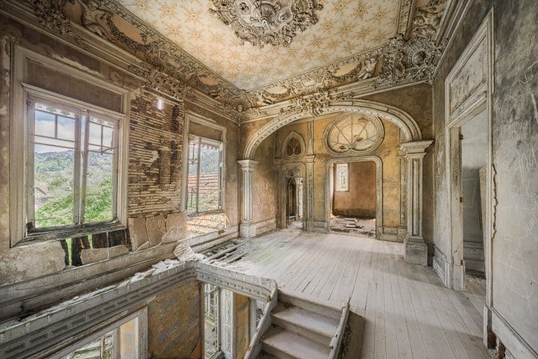 Dream Palace Portugal Featured Image