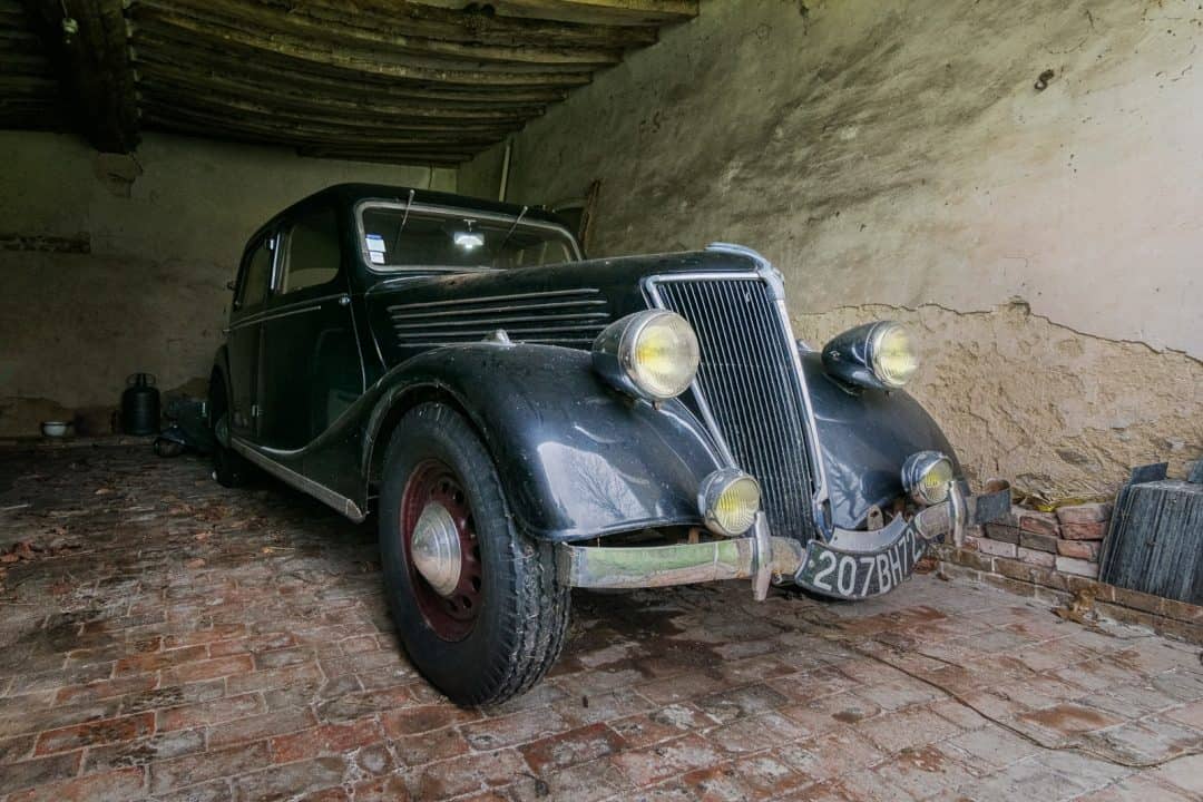 1937 Renault Celtaquatre France Featured Image